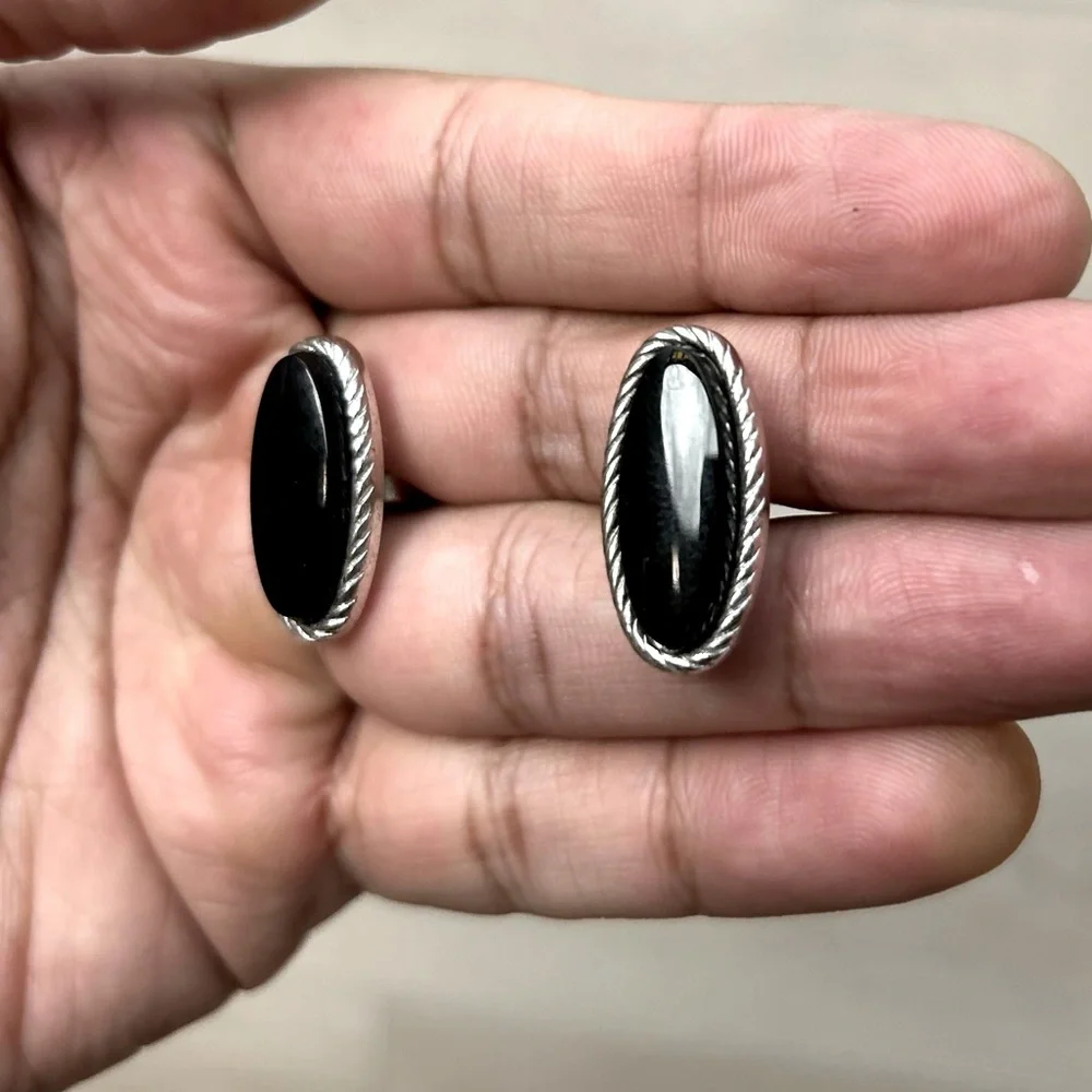 Vintage Destino Stamped Black Onyx Cufflings